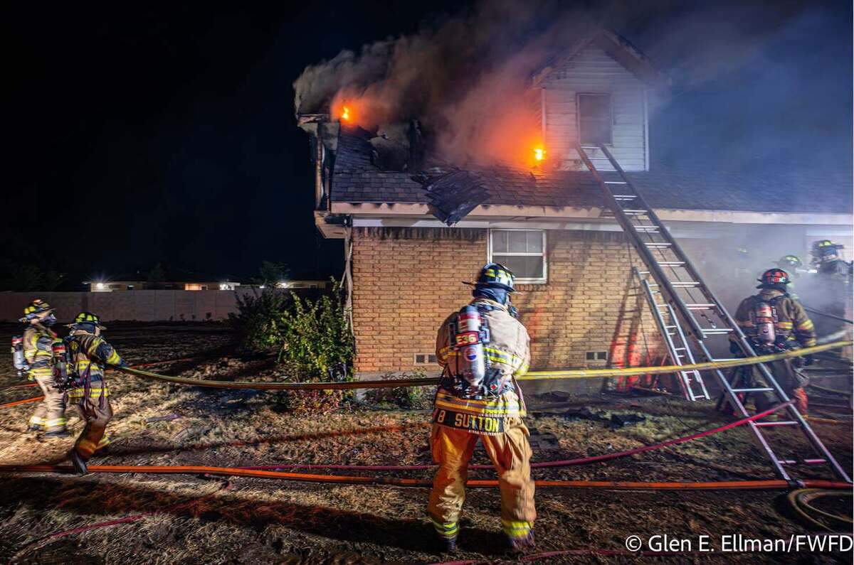 Three people were displaced after a south Fort Worth home caught fire Monday night, Aug. 24, officials say. The cause of the fire is under investigation.